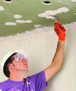 ss69426640Plasterer CROPPED